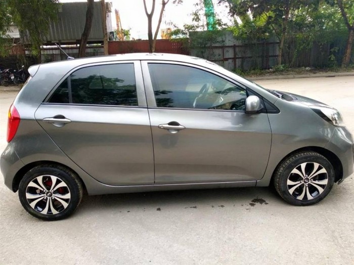Bán nhanh Kia Morning 1.25 số sàn 2015 màu xám đẹp