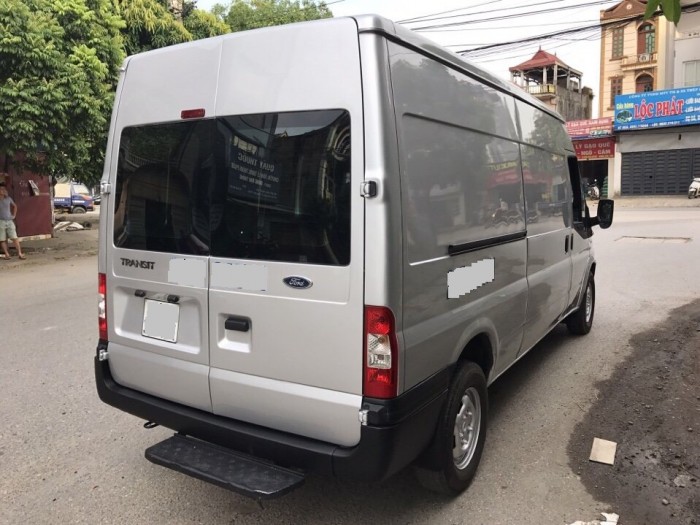 Bán nhanh Ford Transit 2010 đk 2011 bán tải số sàn dầu 6 chỗ 900kg màu bạc