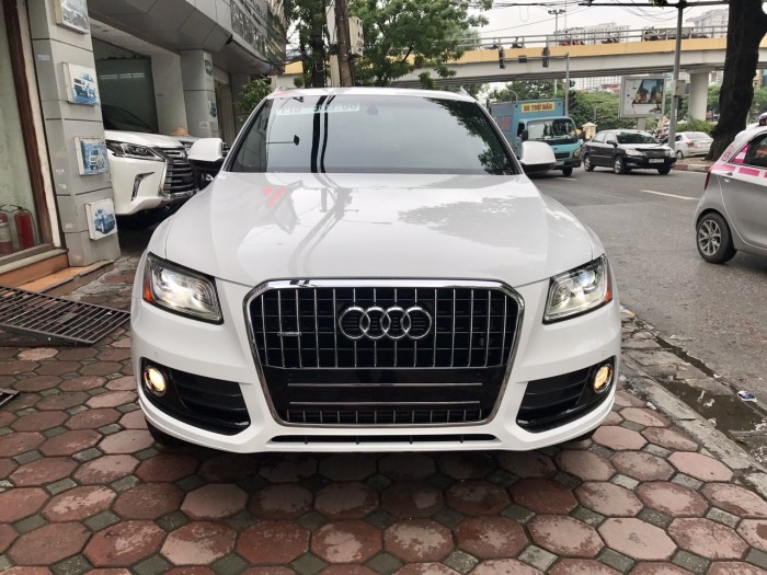 Bán xe Audi Q5 đời 2017, màu trắng, xe nhập Mỹ full đồ