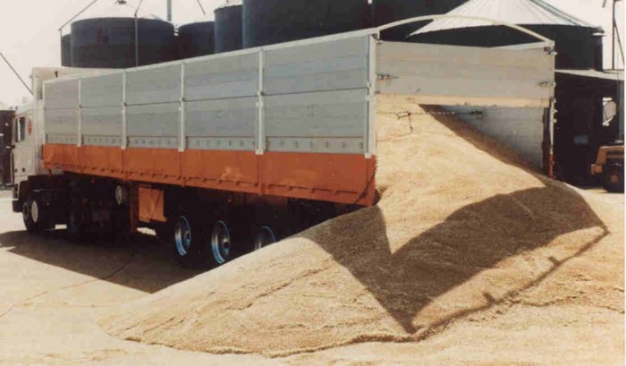 Sàn Tự Đổ Hyva Floor-Giải Pháp Mới Cho Vận Tải Vật Liệu Rời