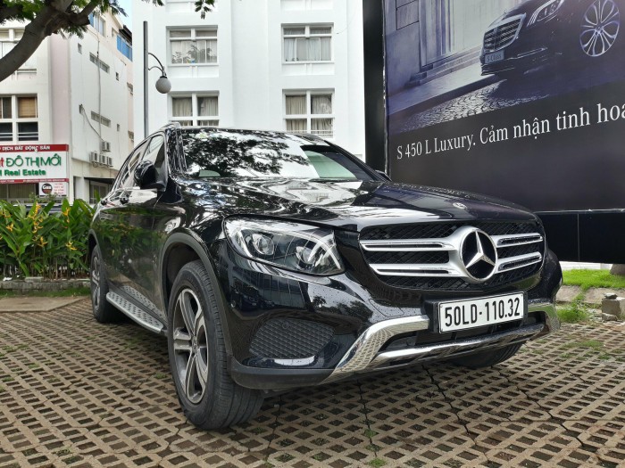 Bán Mercedes-Benz Glc250 4matic 2018, Cũ, Màu Đen/Nội Thất Kem..Ưu Đãi Chính Hãng Tốt Nhất