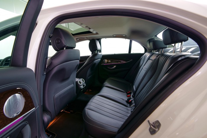 Bán Mercedes-Benz E250 cũ 2018 Trắng, 30km, Giá Tốt  Chính Hãng