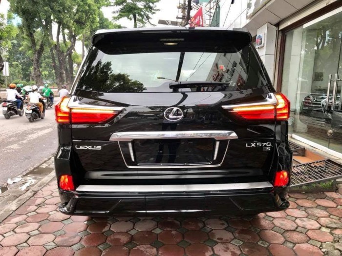 Bán xe Lexus LX Super Sports 570S, năm sản xuất 2018, màu đen, nhập khẩu LH: 0982.842838