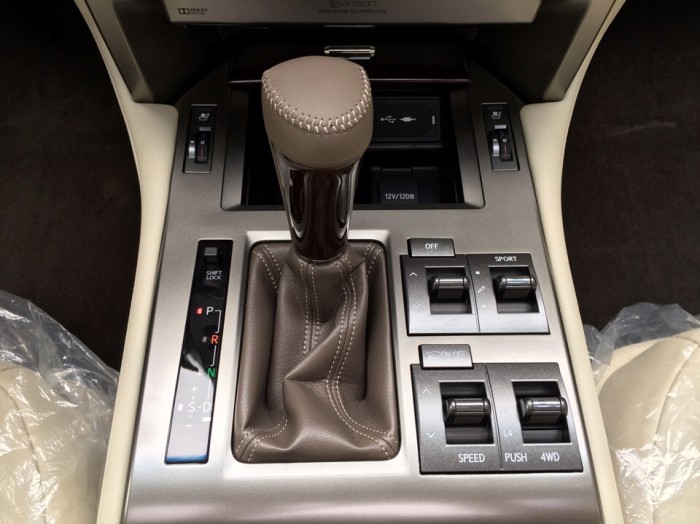 Bán xe Lexus GX 460 sx 2016 full option, màu đen, nhập khẩu mới 100% LH: 0982.842838