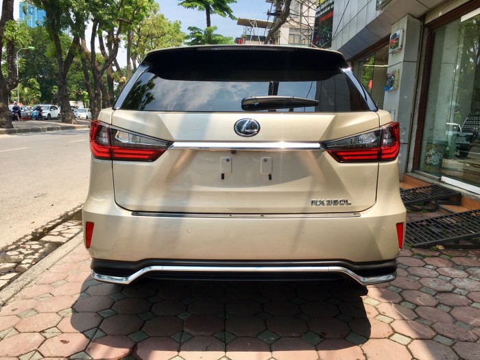 Cần bán xe Lexus RX 350L đời 2018, màu vàng cát, nội thất kem xe nhập Mỹ LH: 0982.842838