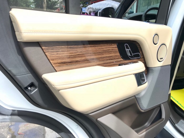 Bán LandRover Range Rover HSE 3.0 2018, màu trắng, nhập khẩu Mỹ  LH: 0982.842838
