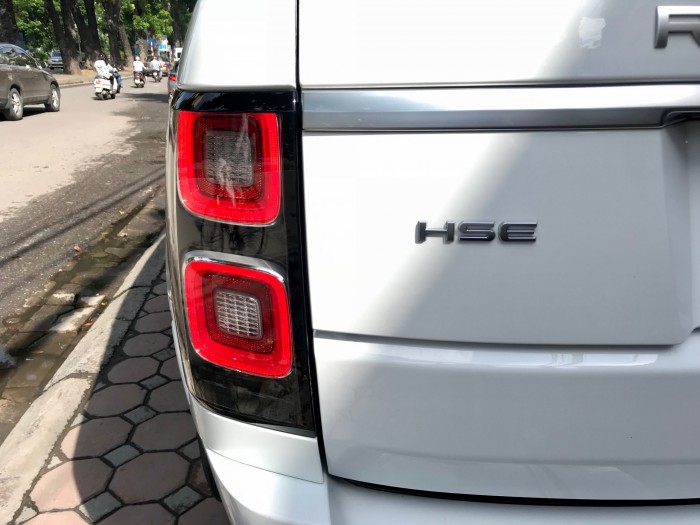 Bán LandRover Range Rover HSE 3.0 2018, màu trắng, nhập khẩu Mỹ  LH: 0982.842838