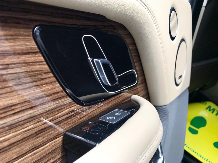 Bán LandRover Range Rover HSE 3.0 2018, màu trắng, nhập khẩu Mỹ  LH: 0982.842838