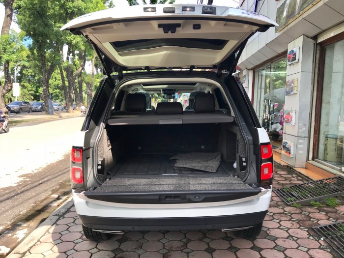 Bán LandRover Range Rover HSE 3.0 2018, màu trắng, nhập khẩu Mỹ  LH: 0982.842838