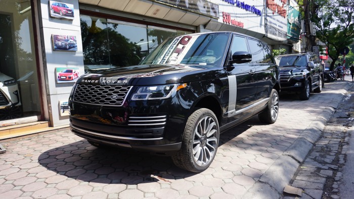 ⛔⛔⛔ Cần bán LandRover Range Rover Autobio LWB 5.0 2018, màu trắng, xe nhập. LH 0982.842838