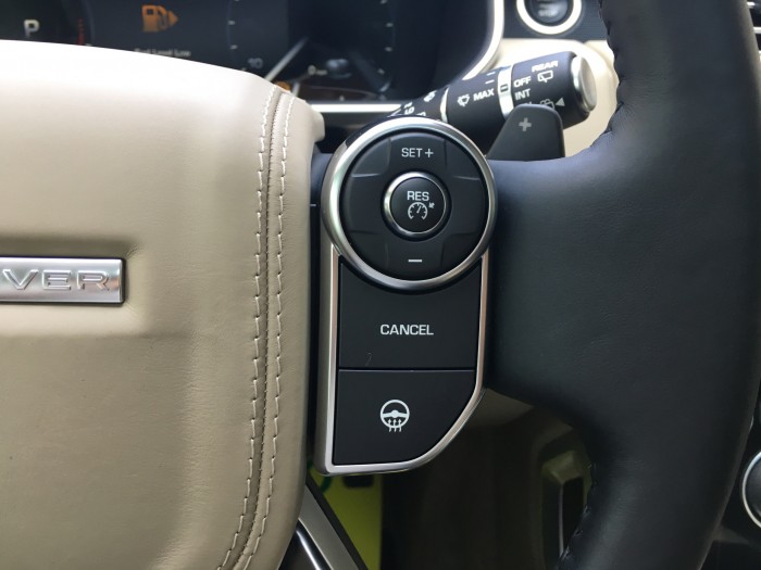 Cần bán LandRover Range Rover HSE 3.0 sản xuất 2016, màu đen, nhập khẩu LH: 0982.842838