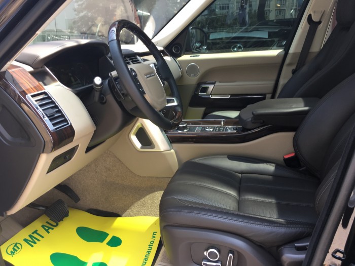 Cần bán LandRover Range Rover HSE 3.0 sản xuất 2016, màu đen, nhập khẩu LH: 0982.842838