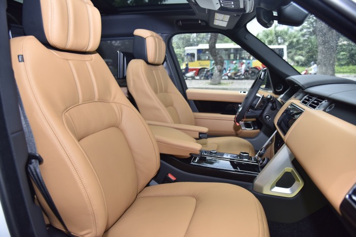 Bán LandRover Range Rover Autobio LWB 5.0 sx 2018, màu trắng, nhập khẩu nguyên chiếc Mỹ giá tốt LH: 0982.842838