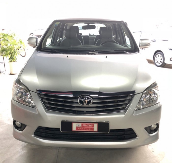 Bán xe cũ Innova V 2012 Tự động, giá ưu đãi 30 triệu