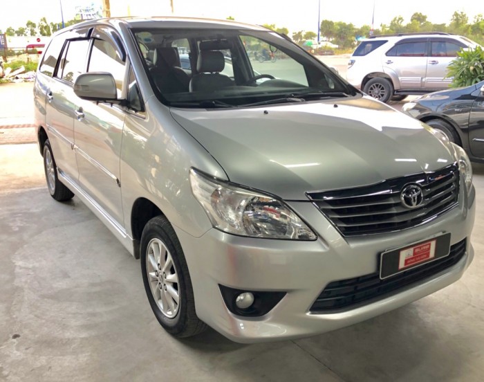 Bán xe cũ Innova V 2012 Tự động, giá ưu đãi 30 triệu