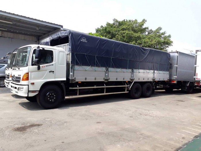 Hino 15 Tấn Thùng Dài 9.2m Giá Rẻ-Trả Góp