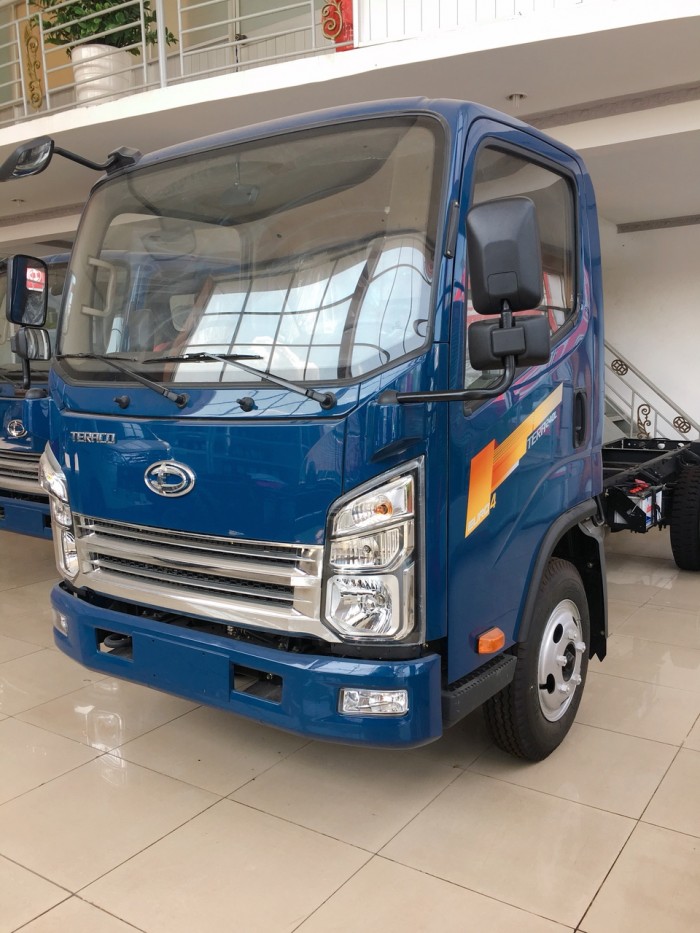 Xe tải nhẹ 2,5 tấn teraco240l