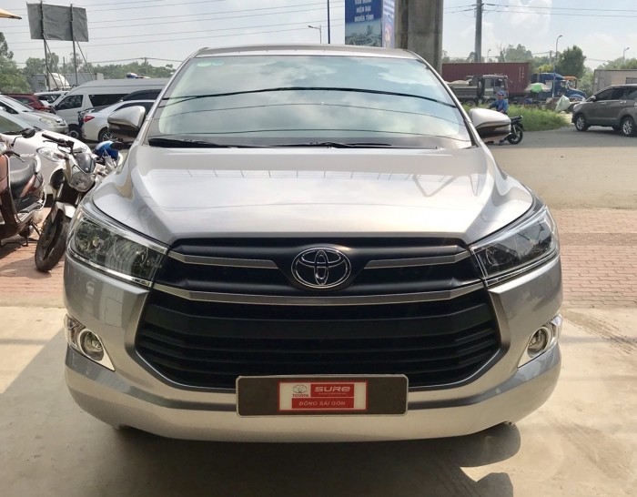 Bán xe siêu lướt Innova 2018 Số sàn, giá siêu tốt giảm nhiều