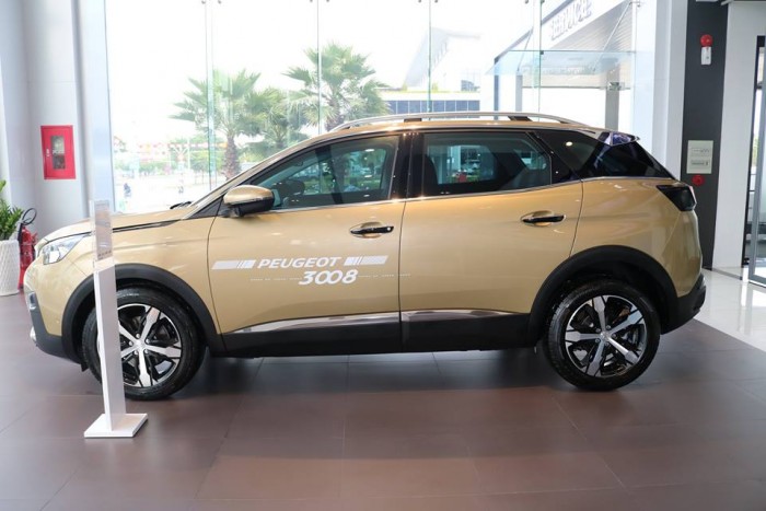 Giá xe SUV 5 chỗ Peugeot 3008 - Pháp - Giao liền - Khuyến mãi hấp dẫn chỉ Duy nhất tháng này