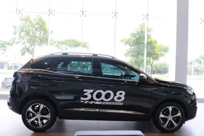 Bán xe 5 chỗ Peugeot 3008 All New 2018-xe Pháp-khuyến mãi trả trước 370tr nhận xe ngay