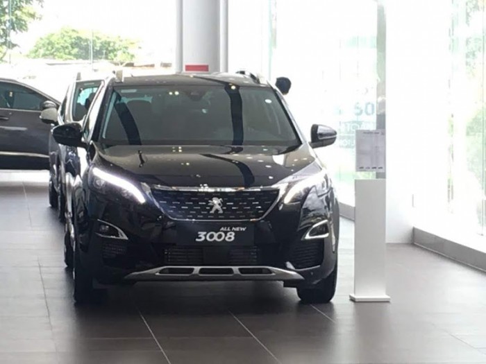 Bán xe 5 chỗ Peugeot 3008 All New 2018-xe Pháp-khuyến mãi trả trước 370tr nhận xe ngay