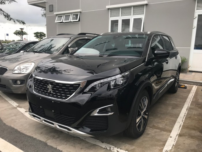 xe 7 chỗ giao liền Peugeot 5008 - xe sang Pháp - KM hấp dẫn bất ngờ - đủ màu - có xe giao liền