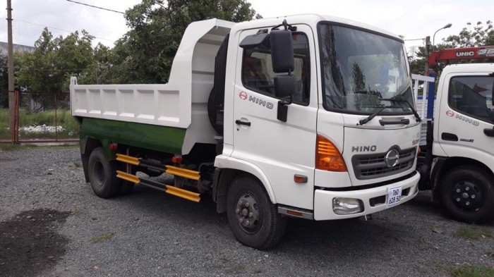 Xe tải Ben HINO FC - 6 tấn, 5 khối, đời 2017 mới 100%