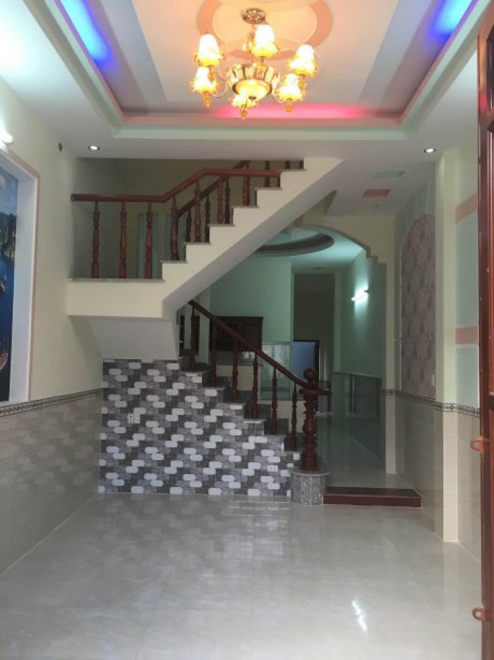 Bán gấp nhà Dương Văn Bé, 40/50m x 5 tầng