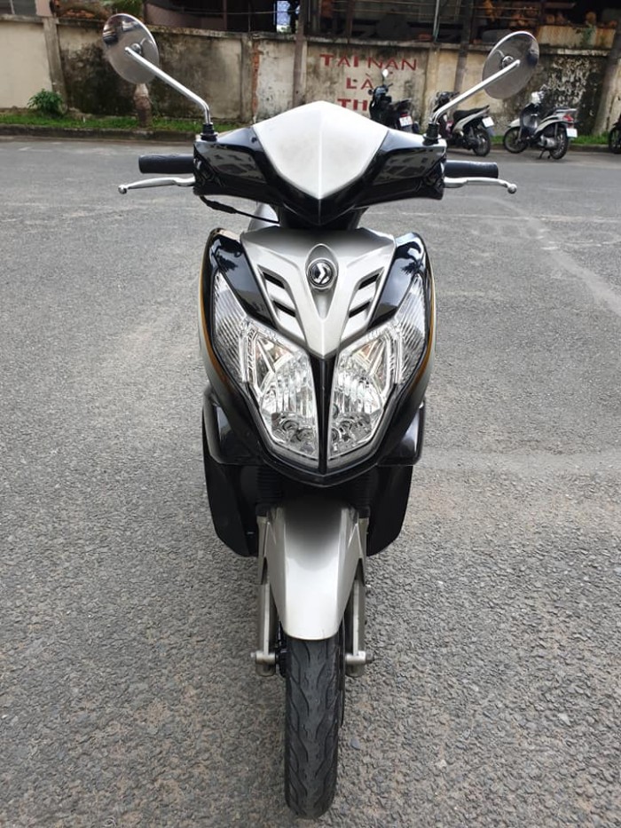 Bán SYM JOYRIDE 110 2012 2 Đèn kiểu dáng Honda Air Blade mới đẹp long lanh như xe thùng.
