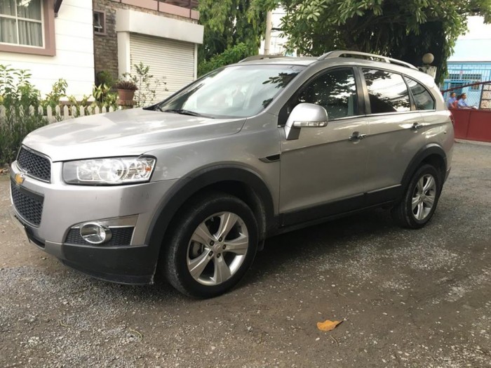 Bán Chevrolet Captiva LT màu bạc 2013 phom mới rất lợi xăng nhé