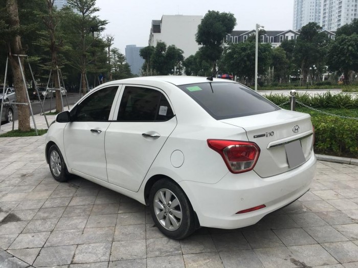 Bán Xe Hyundai I10 1.25 số sàn 2017 màu trắng  đẹp hết sảy.