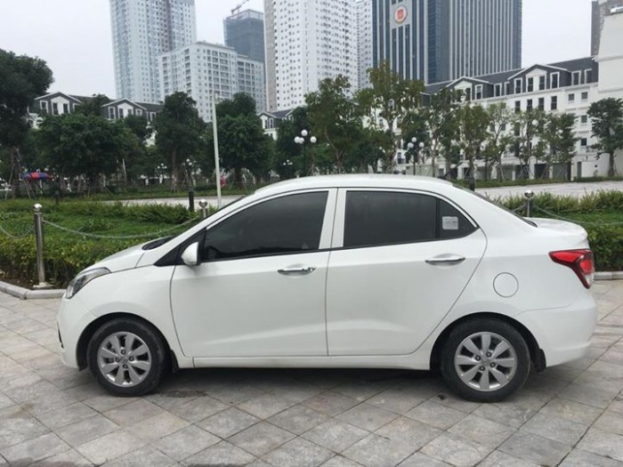 Bán Xe Hyundai I10 1.25 số sàn 2017 màu trắng  đẹp hết sảy.