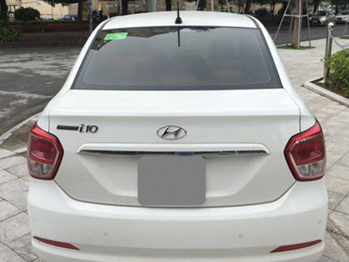 Bán Xe Hyundai I10 1.25 số sàn 2017 màu trắng  đẹp hết sảy.