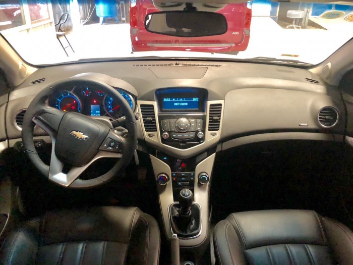 Cần bán 1 xe Chevrolet 1.6 LT 2017 giá  rẻ, oder 19000km