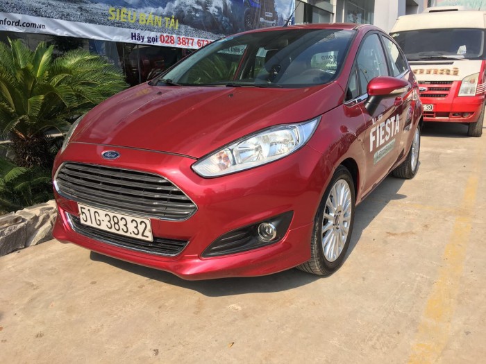 Cần thanh lí 1 xe Fiesta 1.0 Titanium sx 2017 ode 16000km giá rẻ