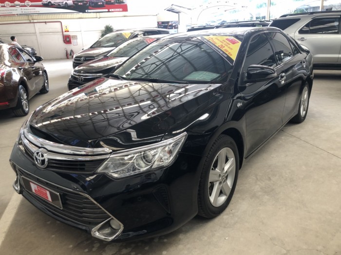 Bán xe cũ Camry 2.5Q đời 2016, giá còn giảm nhiều ưu đãi