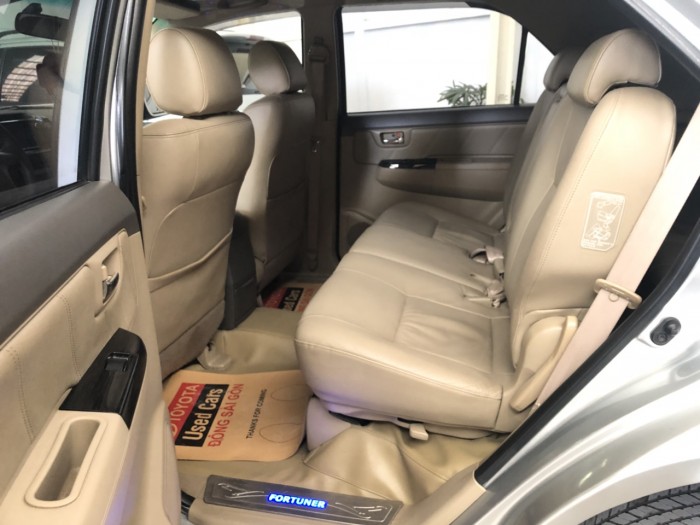 Bán Fortuner Máy xăng 2012 Tự động, giá tốt cực tốt