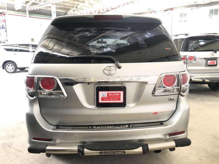 Bán Fortuner Máy xăng 2012 Tự động, giá tốt cực tốt