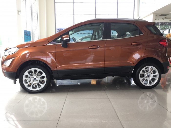 Mua xe Ford giá rẻ ở đâu tại Sài Gòn. Ford Ecosport Titanium giảm giá