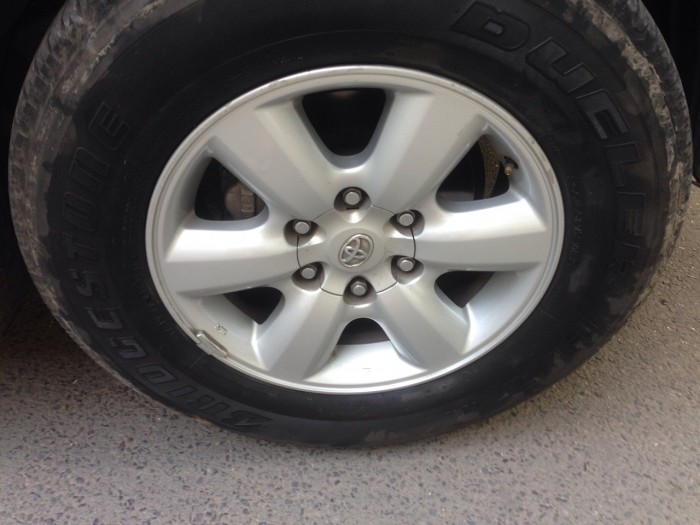 Bán nhanh Con xe Fortuner 2011 tự động Xám chì xe cứng đẹp