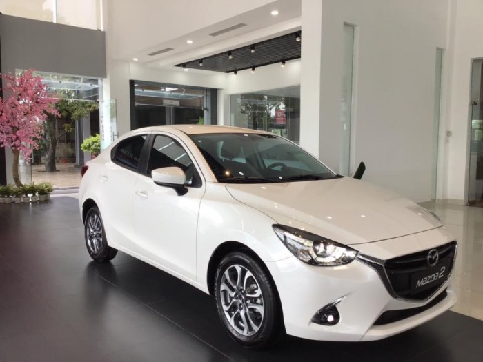 Mazda 2 nhập khẩu (trắng) - Đủ màu giao ngay - Gọi hotline nhận giá tốt nhất
