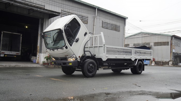 Xe tải Hino Dutro 342L thùng lửng 5 tấn, trả trước chỉ 100 triệu, giao xe ngay