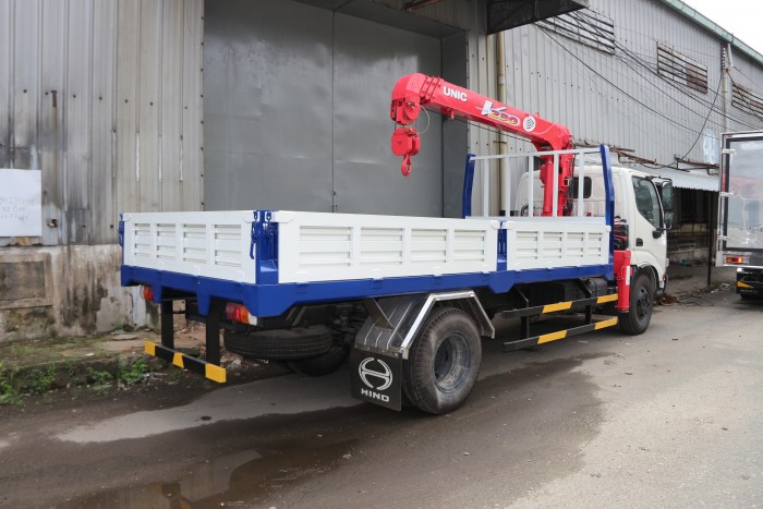 Xe Tải Cẩu Hino Dutro Wu352L 3.5 Tấn Gắn Cẩu Unic 3 Tấn 4 Khúc