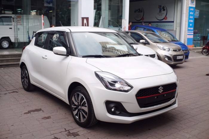 Suzuki All New Swift 2018 đã chính thức có mặt tại VN - Nhập Khẩu Nguyên chiếc - ưu tiên ký HD nhận xe ngay