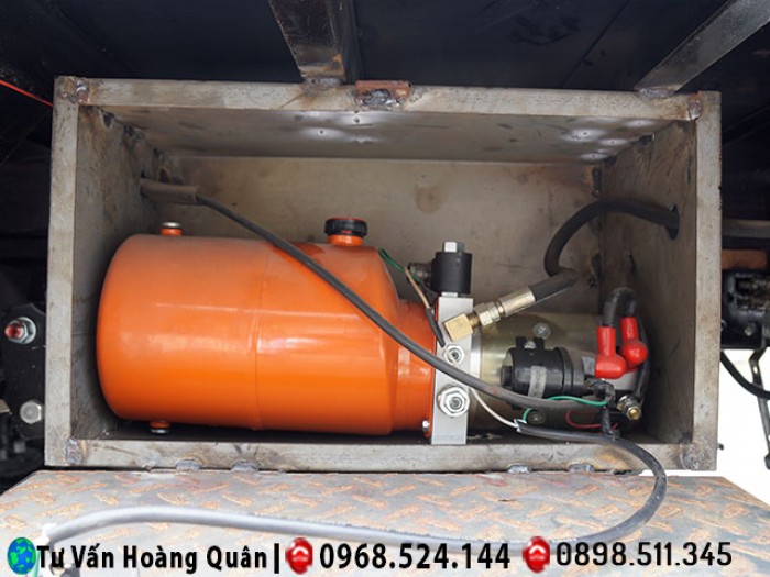 Xe tải isuzu 1t9 thùng bạt bửng nâng, giá tốt nhất thị trường