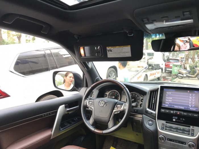Bán Toyota Land Cruiser V8 5.7 AT đời 2016, màu đen, nhập khẩu Mỹ LH: 0982.842838