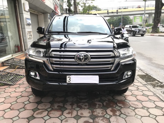 Bán Toyota Land Cruiser V8 5.7 AT đời 2016, màu đen, nhập khẩu Mỹ LH: 0982.842838
