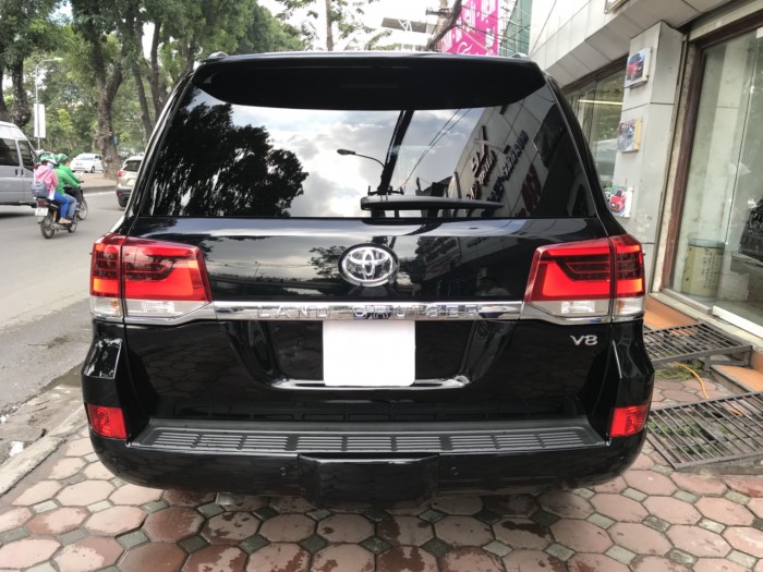Bán Toyota Land Cruiser V8 5.7 AT đời 2016, màu đen, nhập khẩu Mỹ LH: 0982.842838