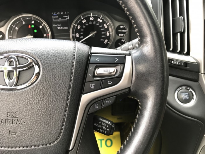 Bán Toyota Land Cruiser V8 5.7 AT đời 2016, màu đen, nhập khẩu Mỹ LH: 0982.842838