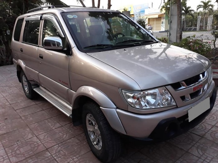 Bán Isuzu Hi lander 2007 số sàn máy dầu Vàng cát đẹp tuyệt
